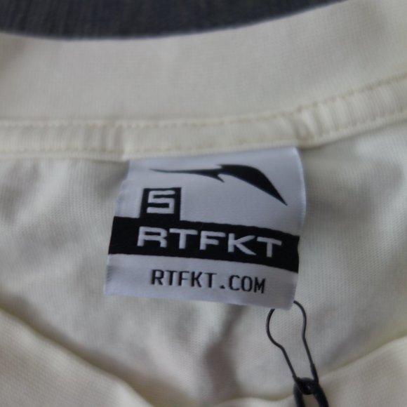Nike RTFKT Angel Long Sleeve T-Shirt Size S-Brand New Never Worn Very Rare - Picture 7 of 15